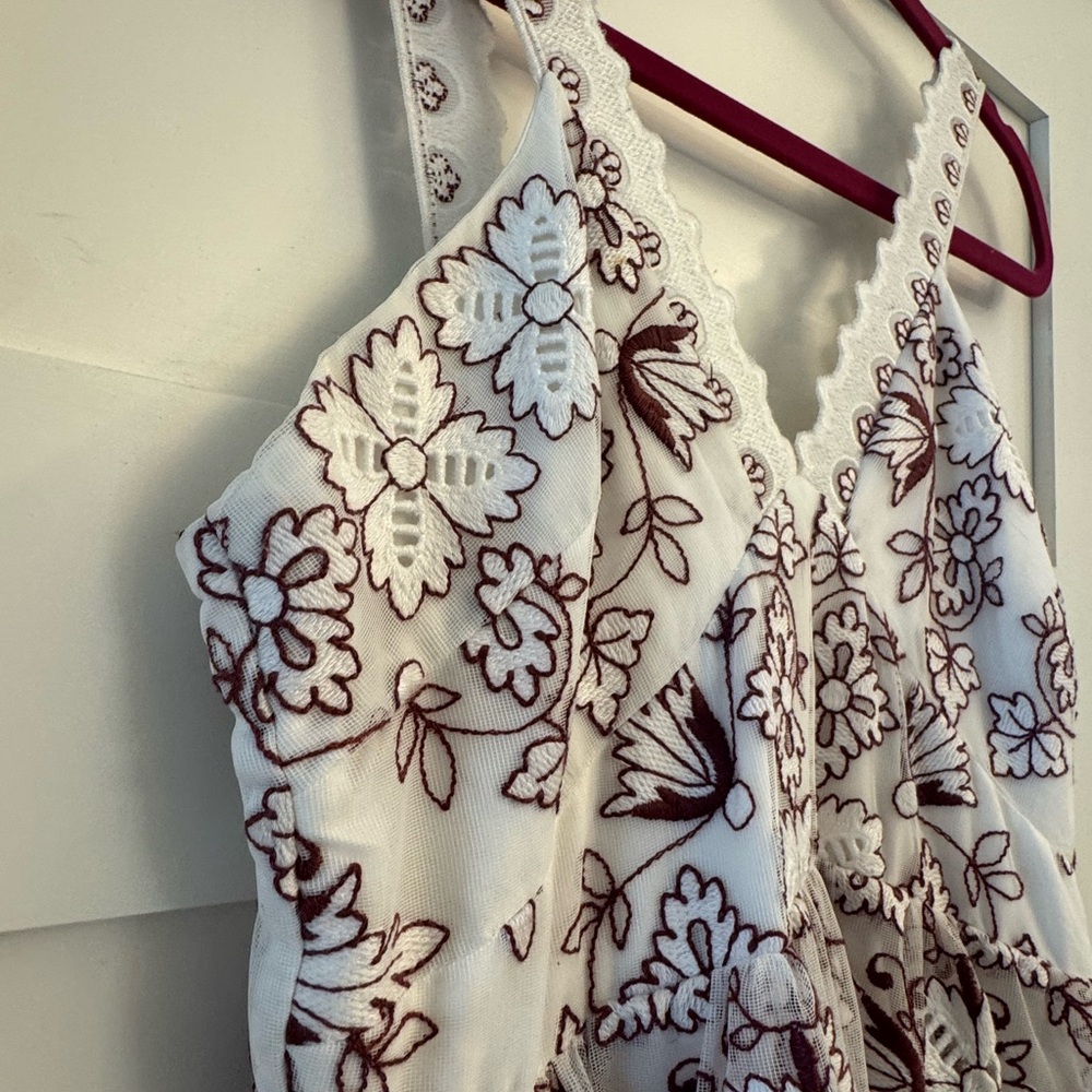 Anthropologie Tiered V-Neck Embroidered Midi Floral Dress Small Petite - Picture 9 of 16
